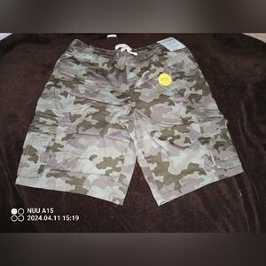 Short (size 12-14) New